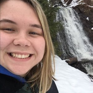 Meet your Posher, Sara